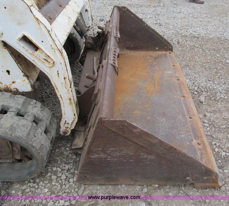 image for item E5820 2008 Bobcat T190 skid steer
