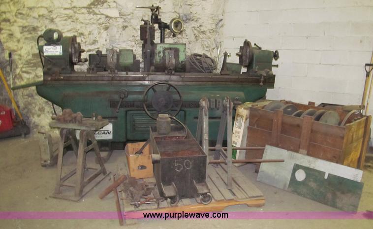 image for item E5828 Storm Vulcan crank shaft grinder lathe