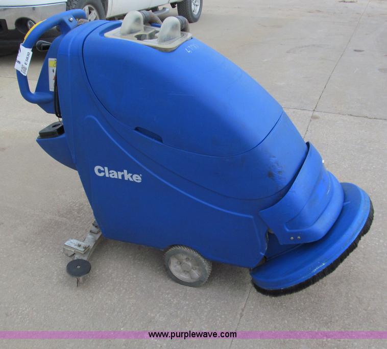 image for item E5830 2007 Clarke Focus L 20 walk-behind 20" auto scrubber