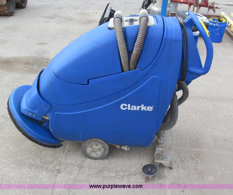 image for item E5830 2007 Clarke Focus L 20 walk-behind 20" auto scrubber