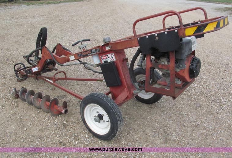 image for item E5831 General 660 Dig-R-Mobile hydraulic auger