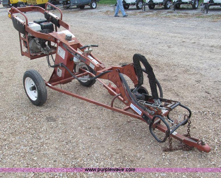 image for item E5831 General 660 Dig-R-Mobile hydraulic auger
