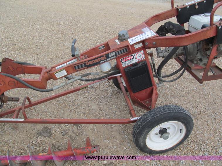 image for item E5831 General 660 Dig-R-Mobile hydraulic auger