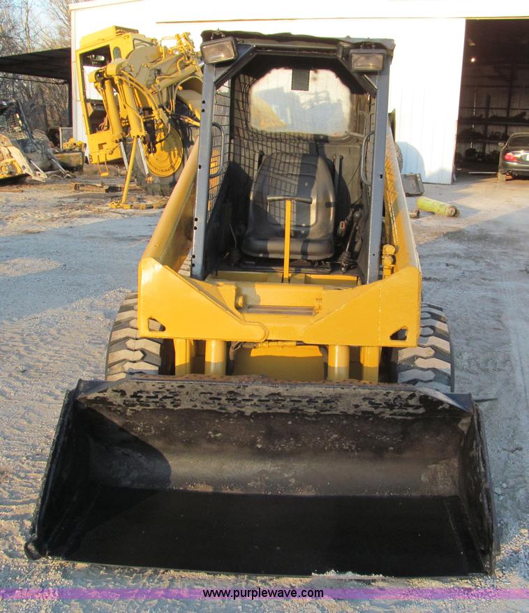 image for item E5840 1998 Mustang 2050 skid steer
