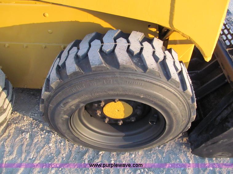 image for item E5840 1998 Mustang 2050 skid steer