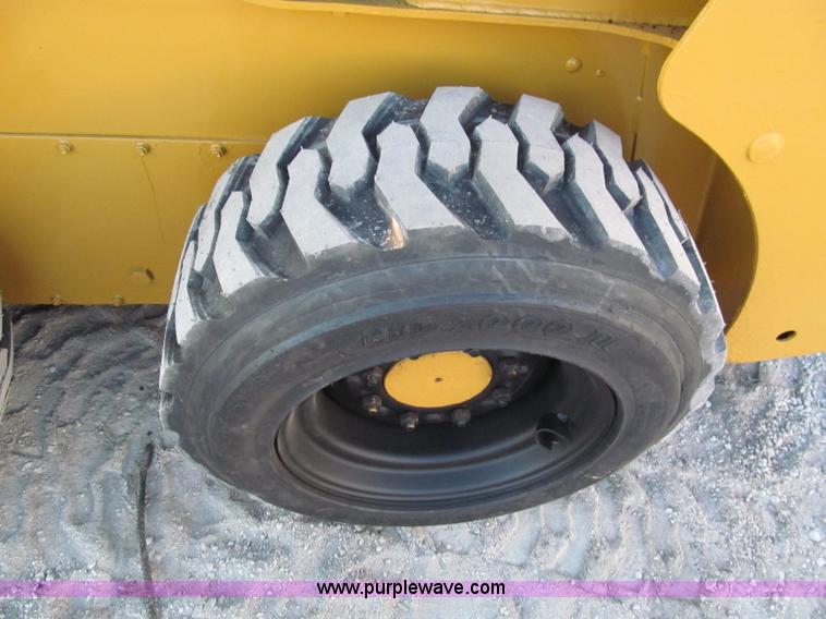 image for item E5840 1998 Mustang 2050 skid steer