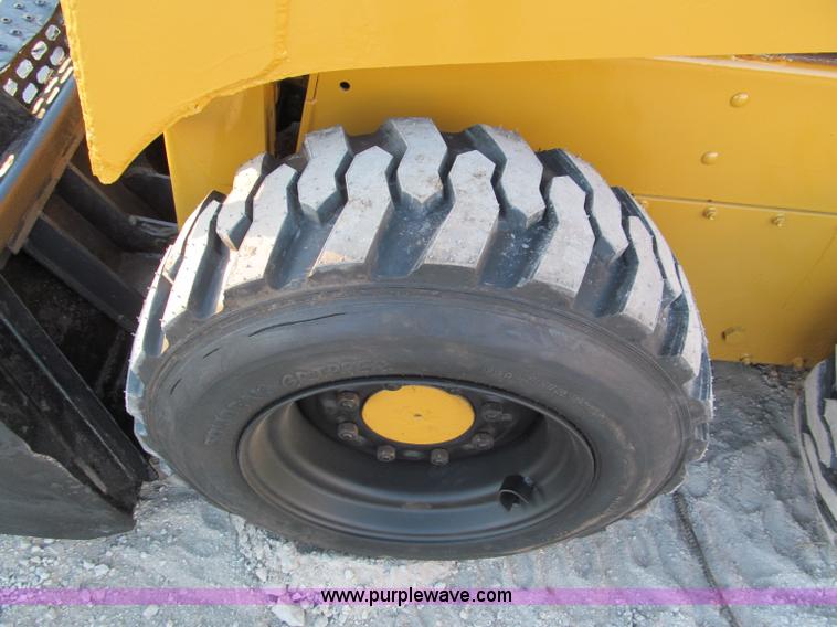 image for item E5840 1998 Mustang 2050 skid steer