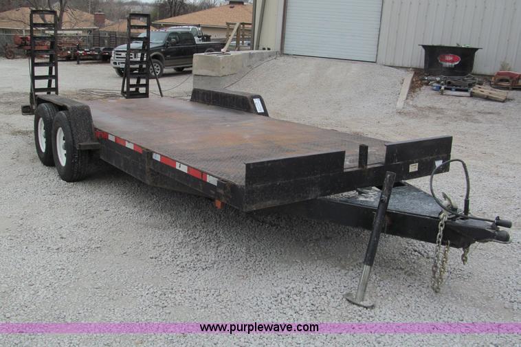 image for item E5852 1999 Buck 20' equipment trailer