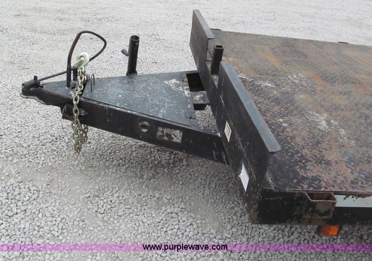 image for item E5852 1999 Buck 20' equipment trailer