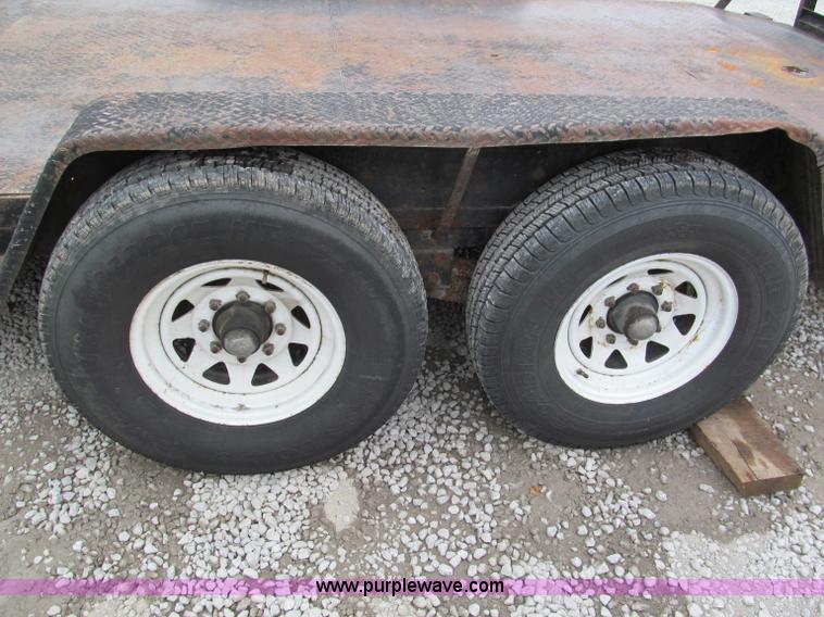 image for item E5852 1999 Buck 20' equipment trailer