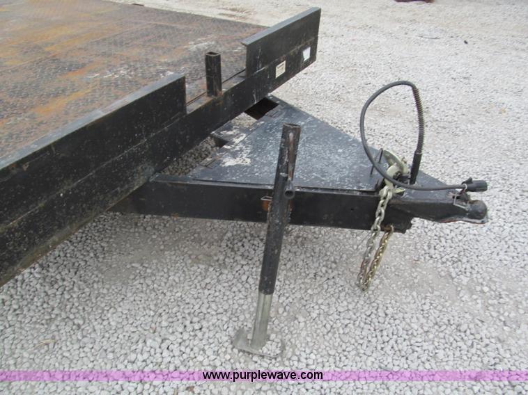 image for item E5852 1999 Buck 20' equipment trailer