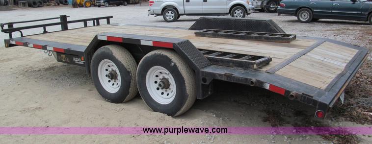 image for item E5853 2009 Long Tarnel 18' equipment trailer