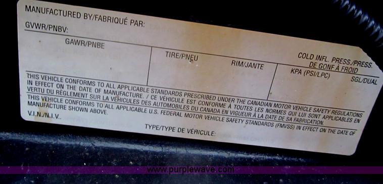 image for item E5853 2009 Long Tarnel 18' equipment trailer