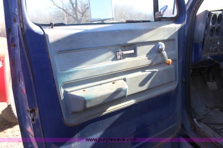 image for item E8242 1976 Chevrolet C65 Custom Deluxe dump truck