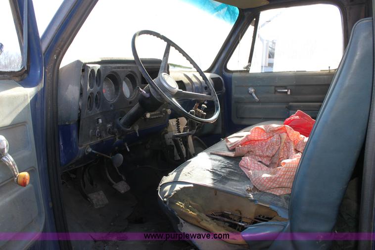 image for item E8242 1976 Chevrolet C65 Custom Deluxe dump truck