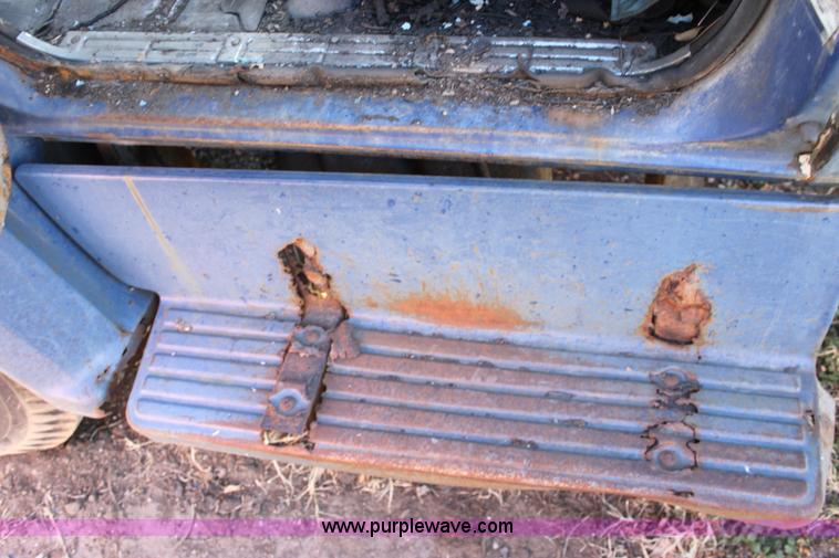 image for item E8242 1976 Chevrolet C65 Custom Deluxe dump truck