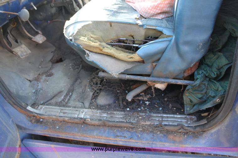 image for item E8242 1976 Chevrolet C65 Custom Deluxe dump truck