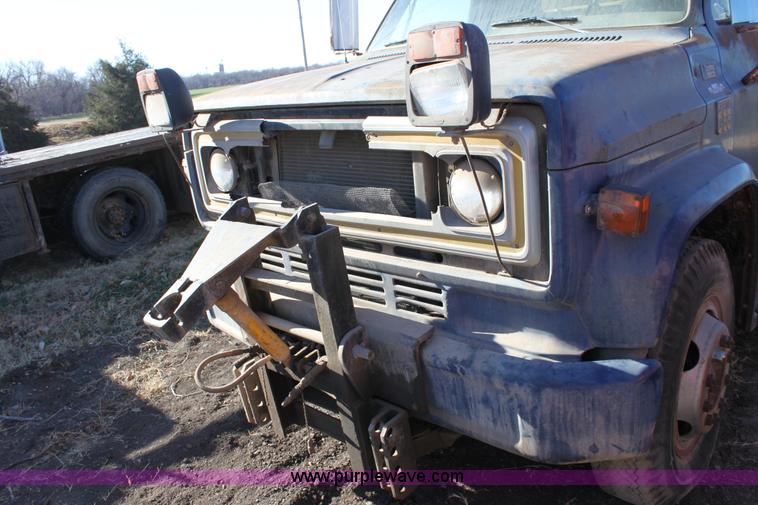 image for item E8242 1976 Chevrolet C65 Custom Deluxe dump truck