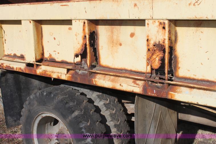 image for item E8242 1976 Chevrolet C65 Custom Deluxe dump truck