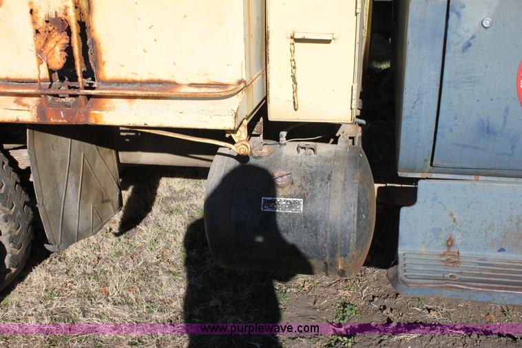 image for item E8242 1976 Chevrolet C65 Custom Deluxe dump truck