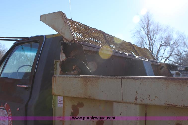 image for item E8242 1976 Chevrolet C65 Custom Deluxe dump truck