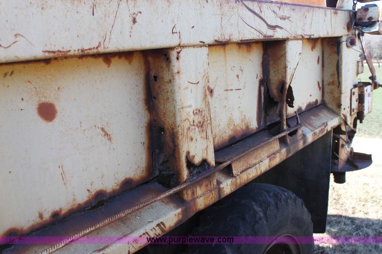 image for item E8242 1976 Chevrolet C65 Custom Deluxe dump truck