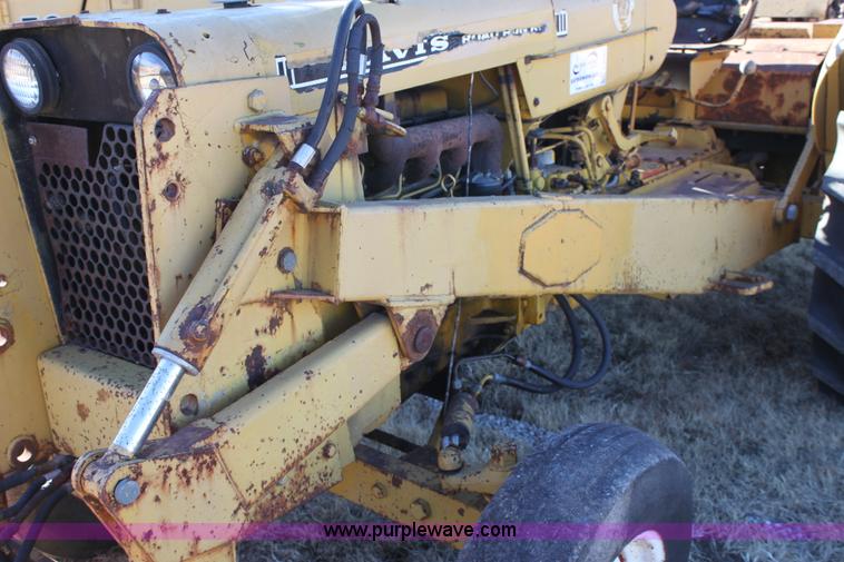 image for item E8247 1971 Case Davis Roadrunner trencher