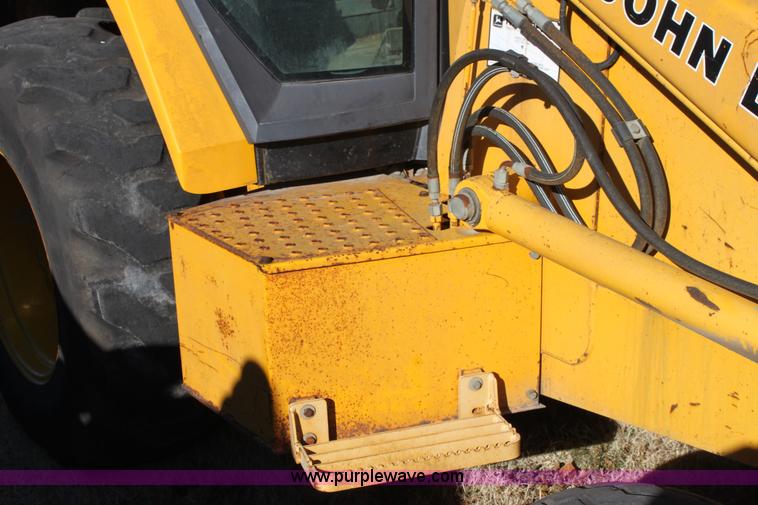 image for item E8250 1991 John Deere 300D backhoe