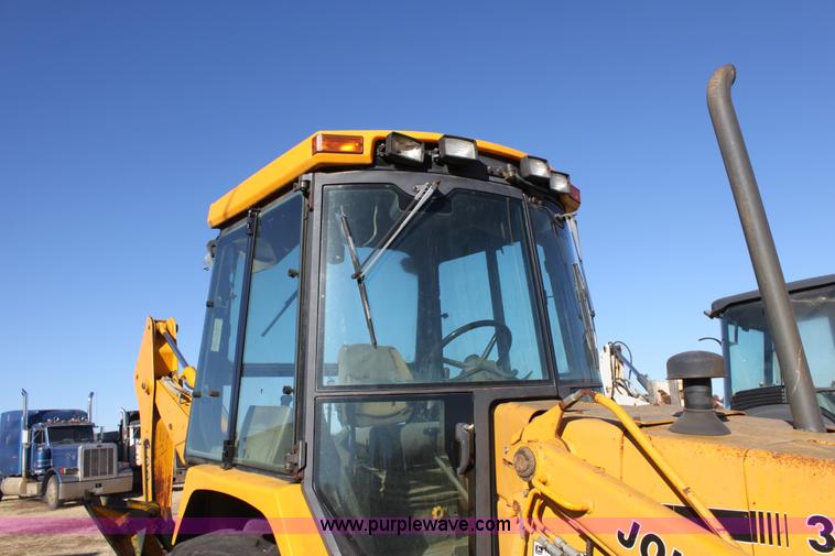 image for item E8250 1991 John Deere 300D backhoe