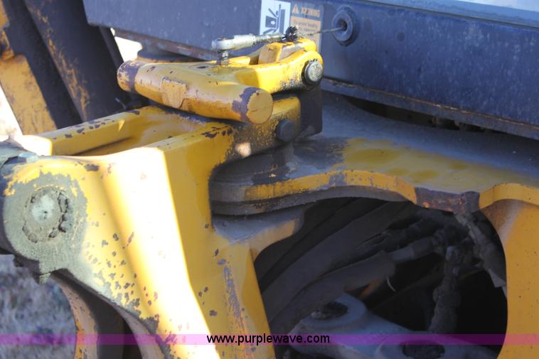image for item E8250 1991 John Deere 300D backhoe
