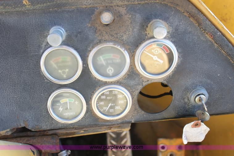 image for item E8251 1965 Fiat-Allis 645B wheel loader