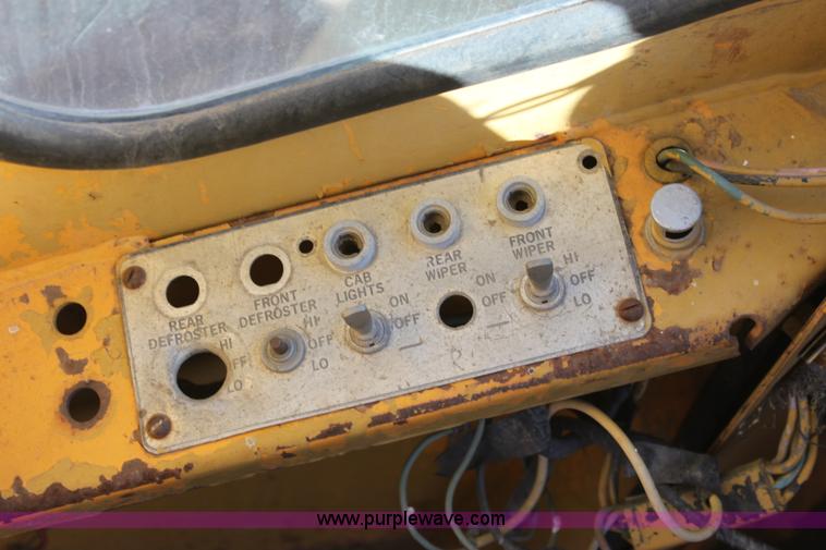 image for item E8251 1965 Fiat-Allis 645B wheel loader