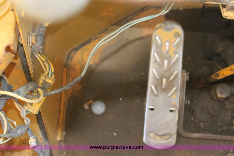 image for item E8251 1965 Fiat-Allis 645B wheel loader