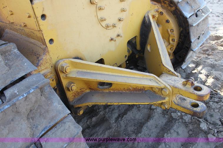 image for item E8258 1968 Caterpillar D8H dozer