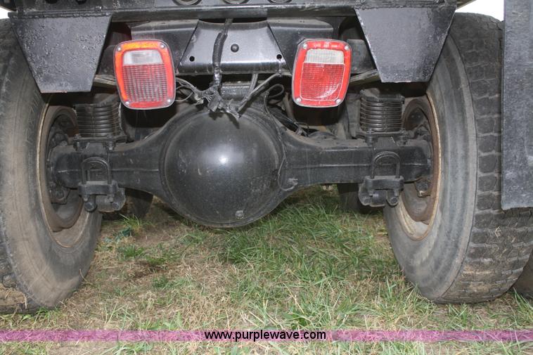 image for item F2712 1998 Volvo WG dump truck