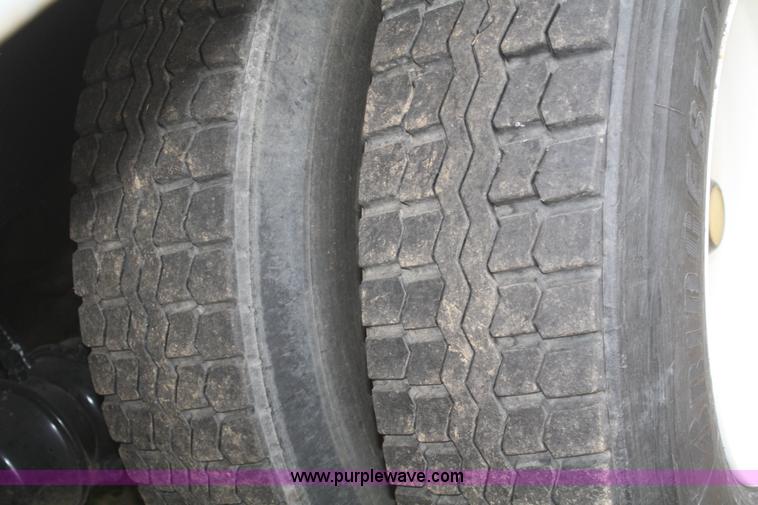 image for item F2712 1998 Volvo WG dump truck