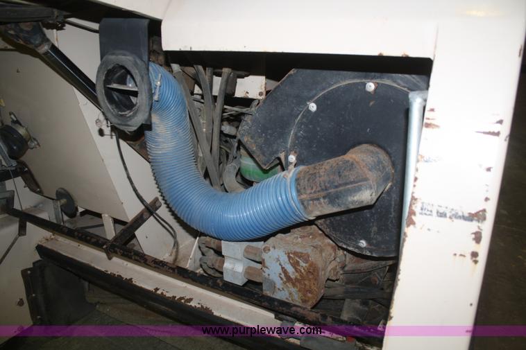 image for item F2905 Dulevo 120 floor sweeper