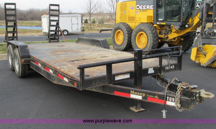 image for item F4057 2008 Maxey 20' car hauler trailer