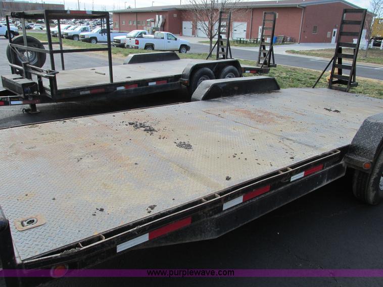 image for item F4057 2008 Maxey 20' car hauler trailer