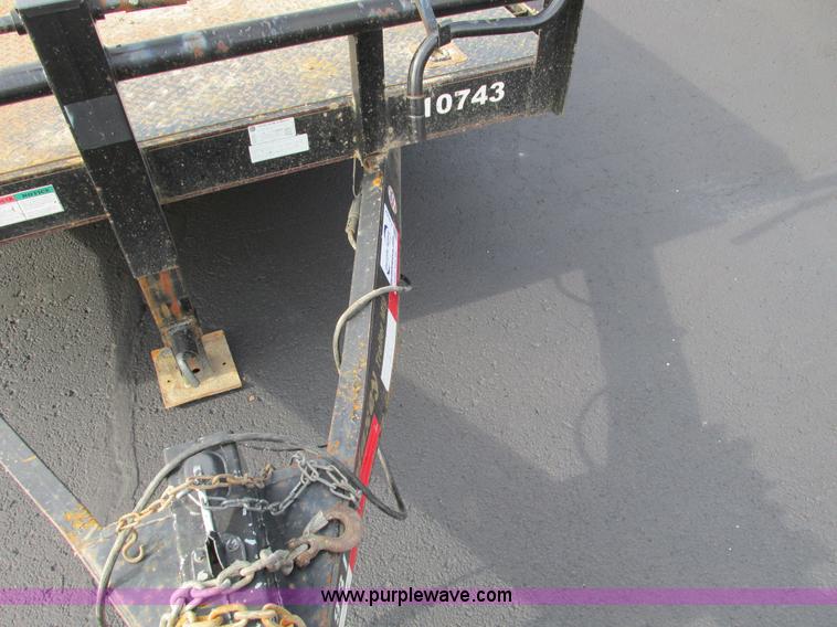 image for item F4057 2008 Maxey 20' car hauler trailer