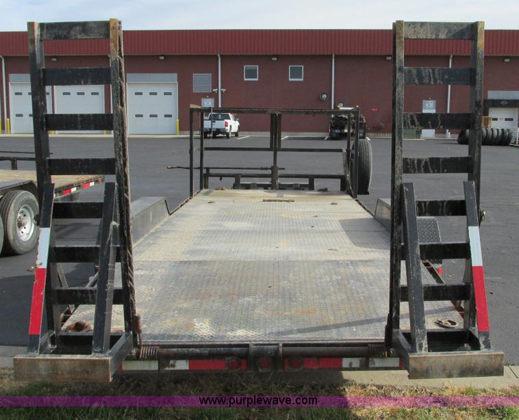 image for item F4058 2008 Maxey 20' car hauler trailer