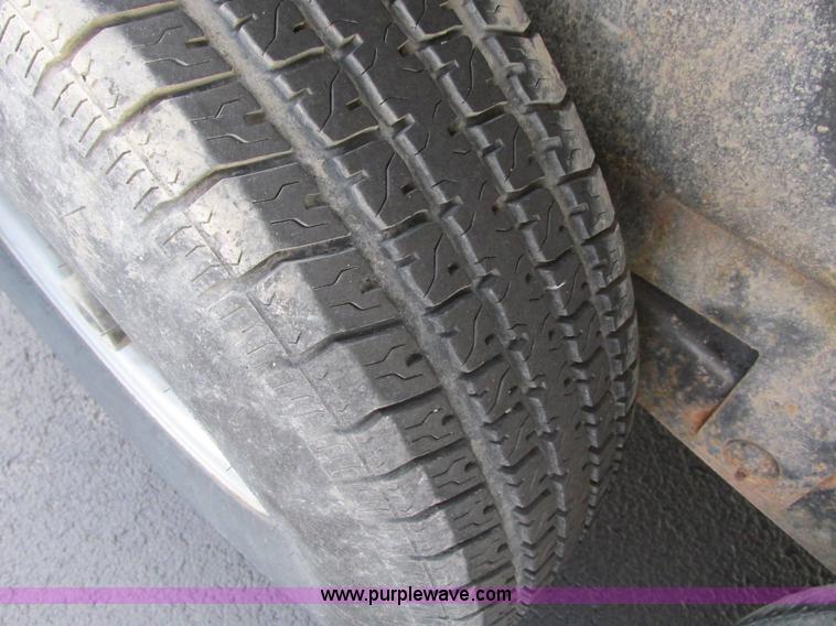 image for item F4058 2008 Maxey 20' car hauler trailer