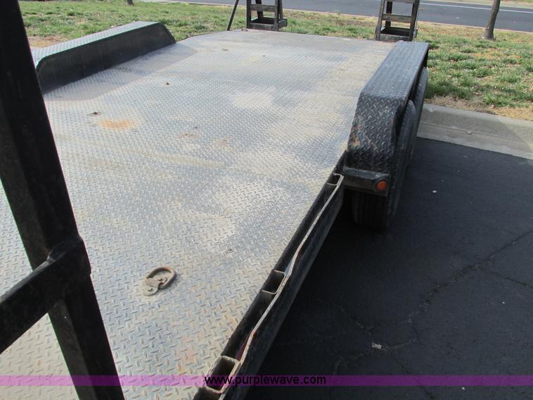 image for item F4058 2008 Maxey 20' car hauler trailer