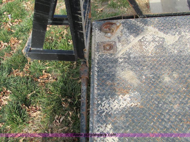 image for item F4058 2008 Maxey 20' car hauler trailer