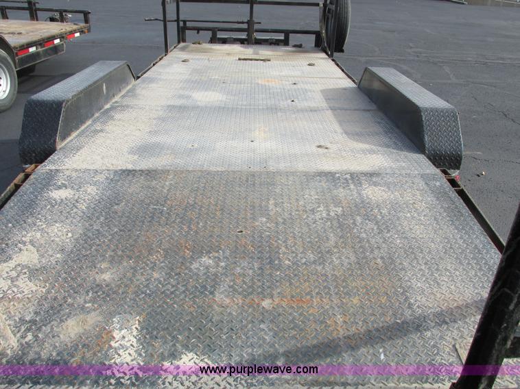 image for item F4058 2008 Maxey 20' car hauler trailer