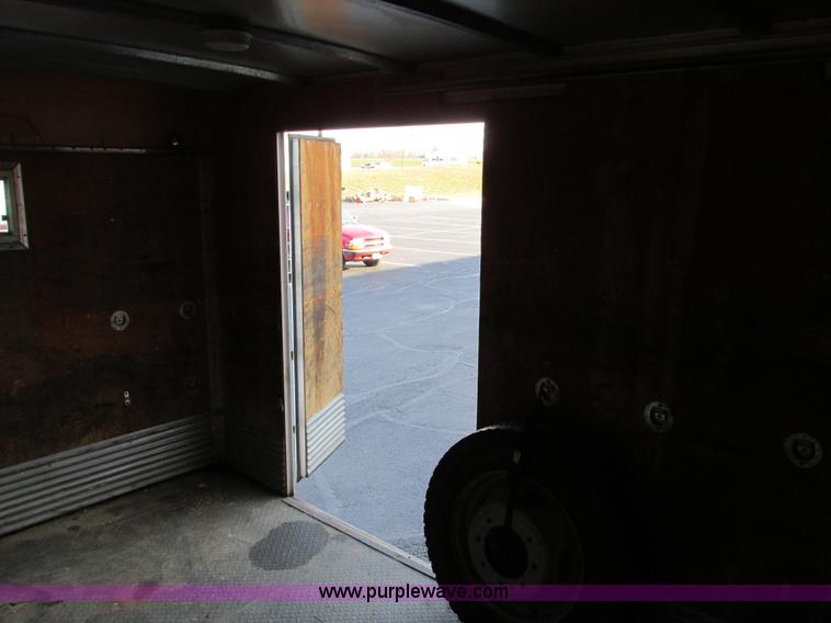 image for item F4059 2002 Ford F550 XL Super Duty box truck