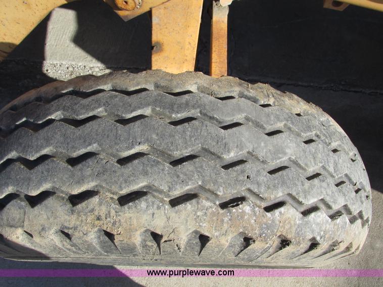 image for item F4118 1994 Case 580K backhoe