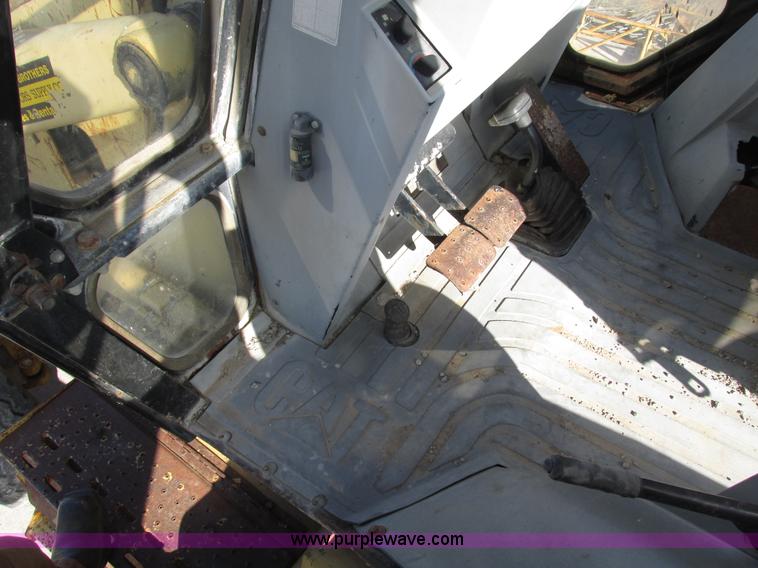 image for item F4120 1996 Caterpillar 416B backhoe