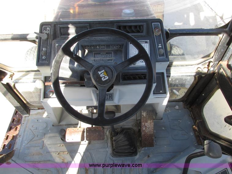 image for item F4120 1996 Caterpillar 416B backhoe