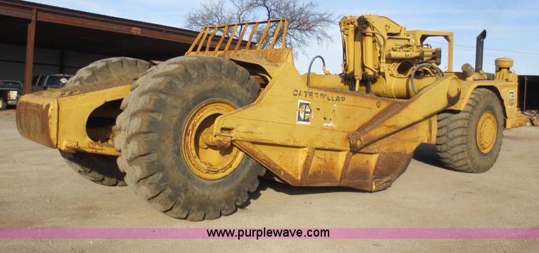 image for item F6540 Caterpillar 621 scraper